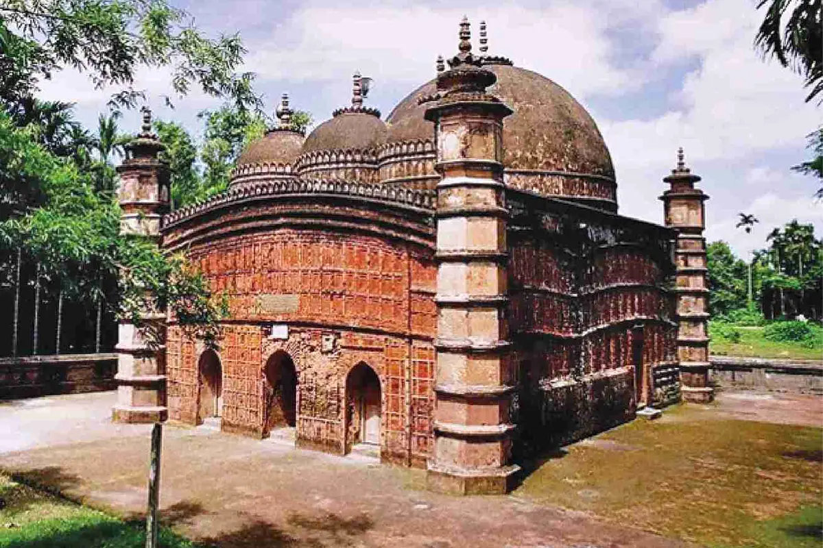 আতিয়া মসজিদ, টাঙ্গাইল। ছবি: উইকিমিডিয়া