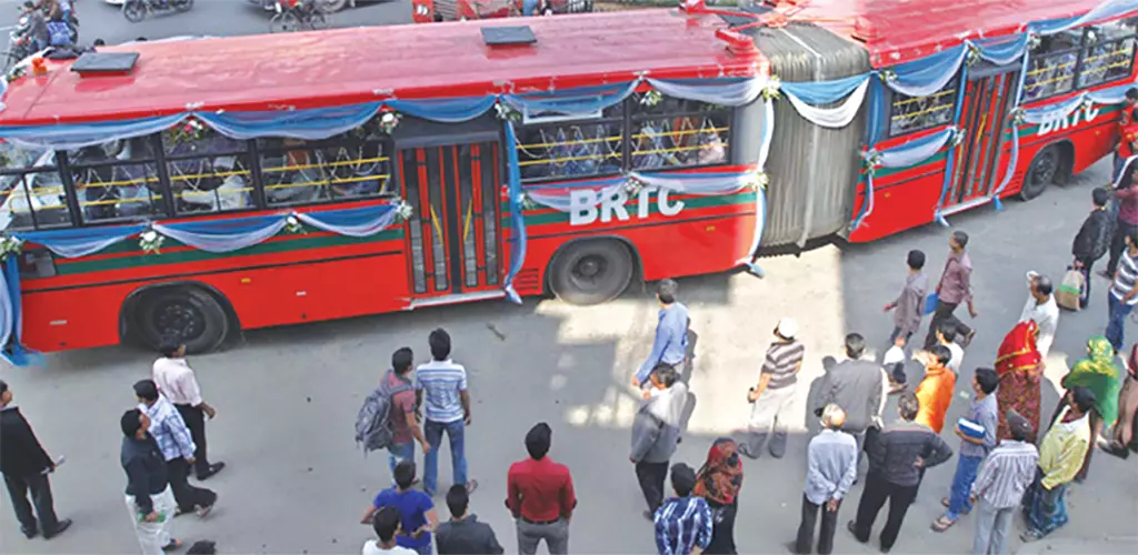 অধিক যাত্রী ধারনক্ষম আর্টিকুলেটেড বাস