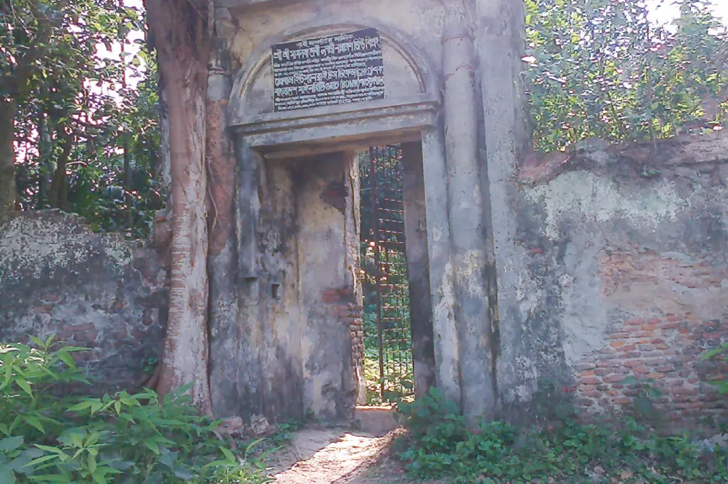 লক্ষীনারায়ণ মন্দিরের প্রবেশদ্বার
