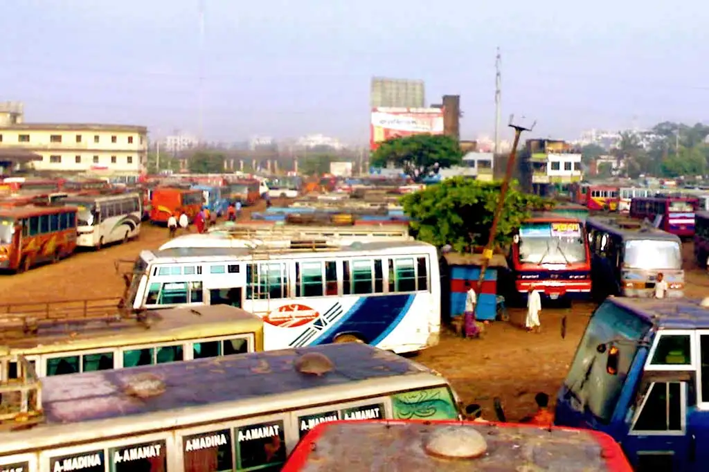 বাস টার্মিনাল