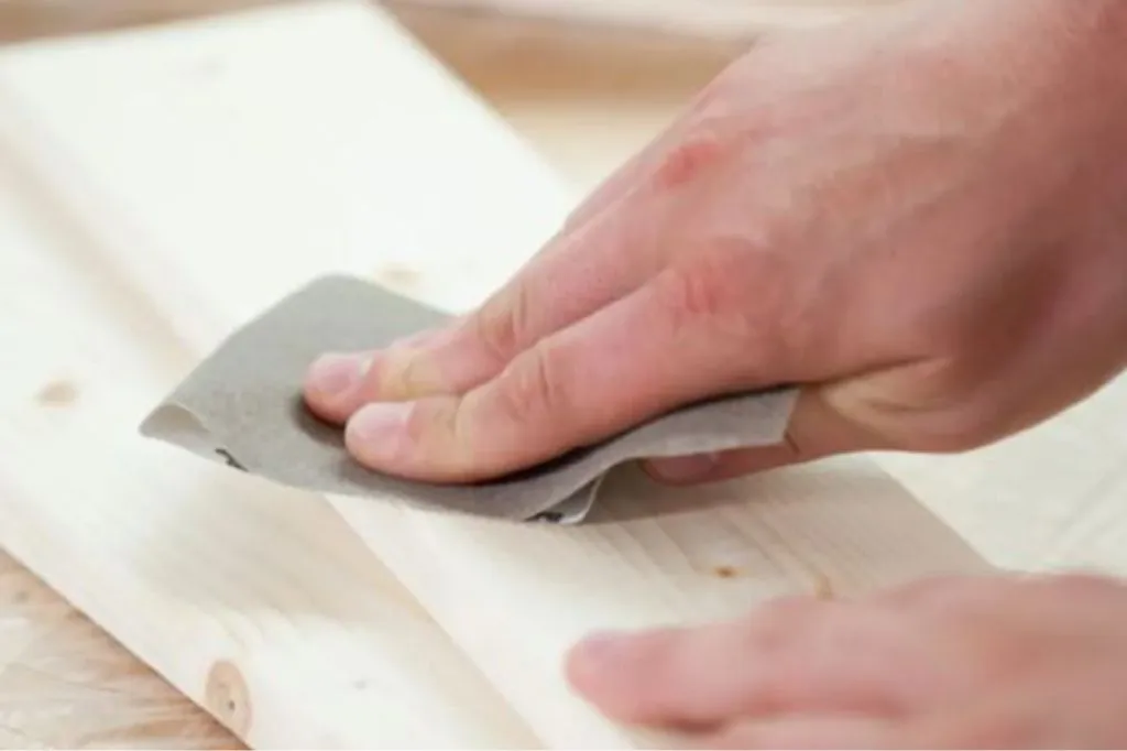 সিরিশের ঘষায় মসৃণ ডিজাইন