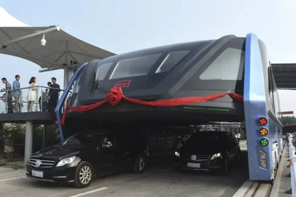 যানজট এড়াবে ট্রানজিট এলিভেটেড বাস