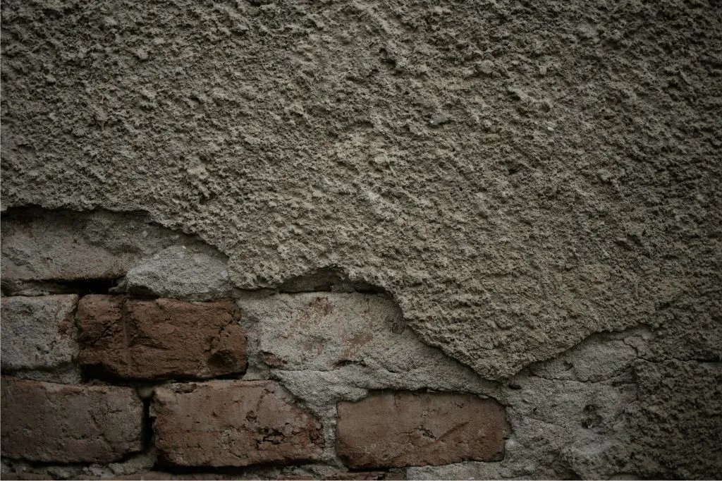 প্লাস্টার ও প্লাস্টারে ফাটল