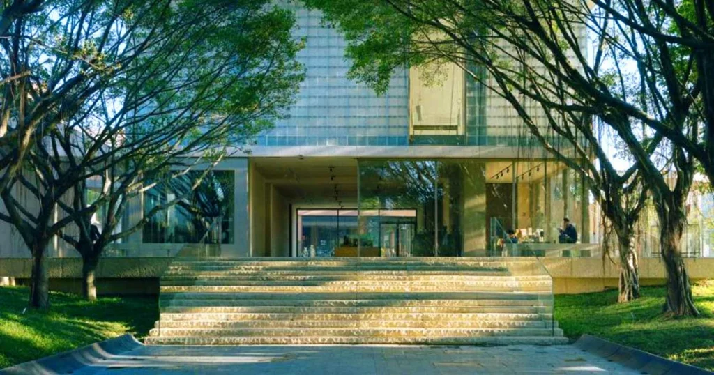 Art Gallery Building