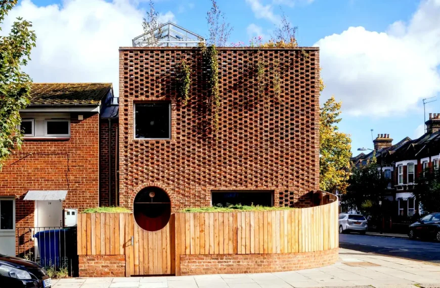 Self HOuse