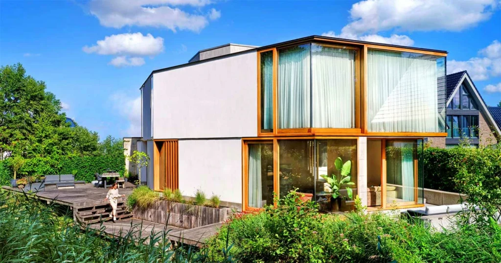 Edge House