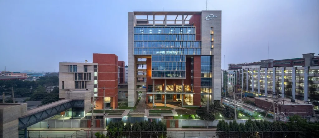 আট প্রকল্প